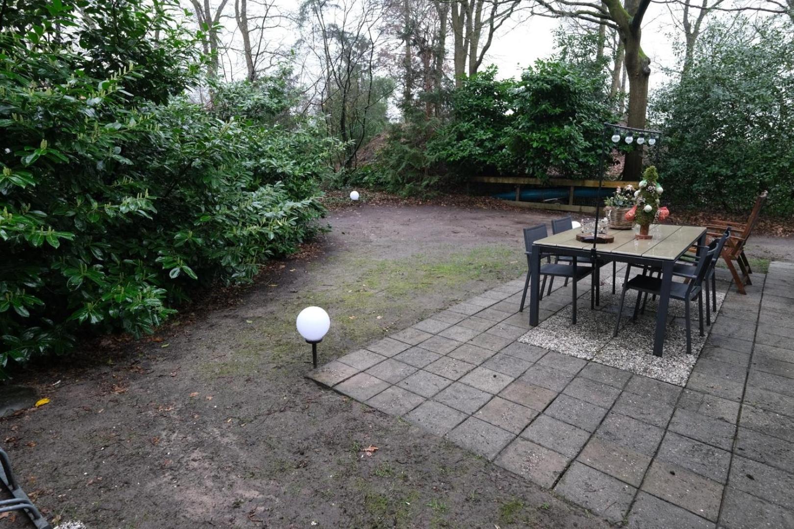 Vakantiehuis De Veldhoen Vrijgelegen Nabij De Rivier De Vecht Beerze Luaran gambar